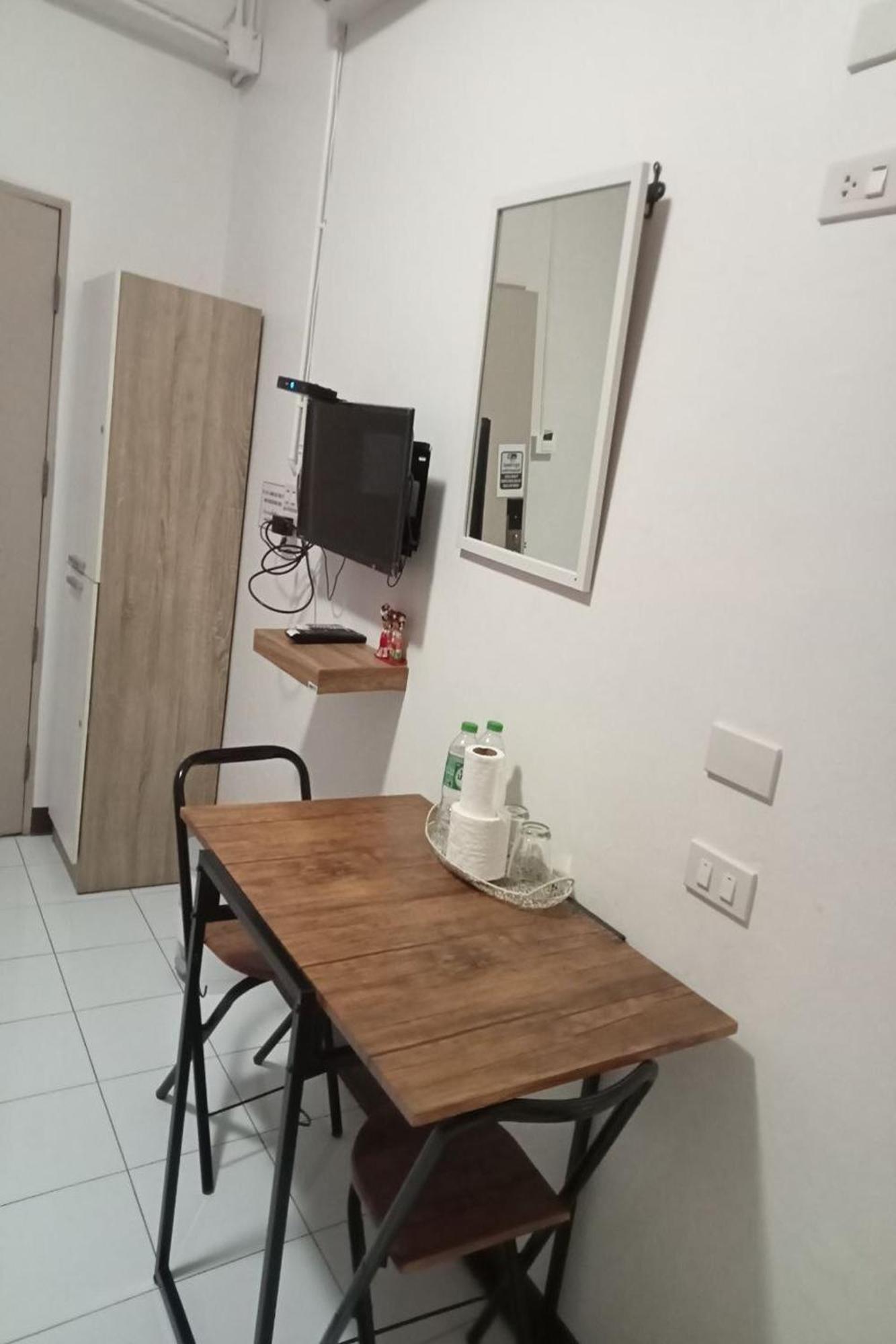 בנגקוק Sleep Dee Hostel מראה חיצוני תמונה
